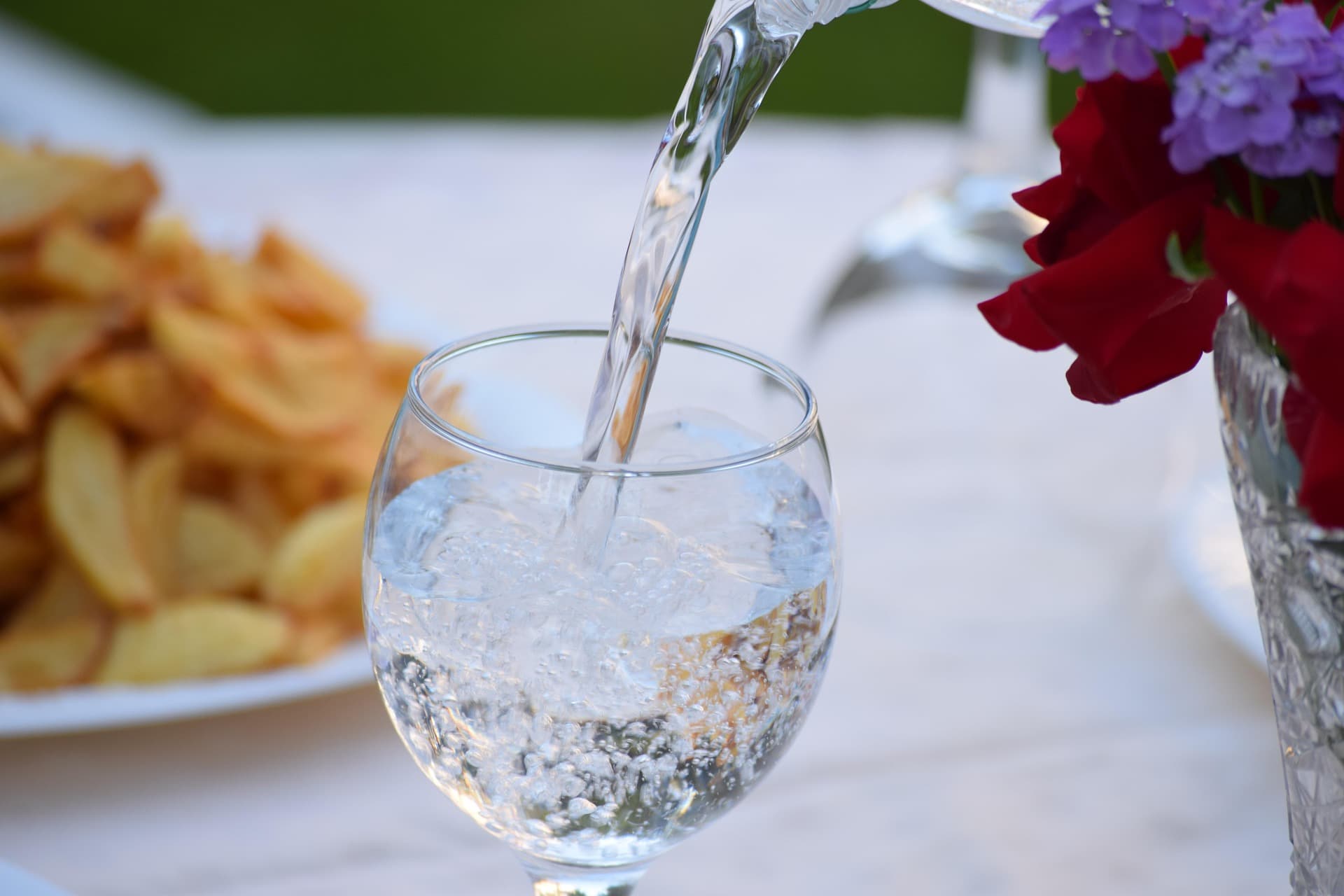 Acqua naturale purificata